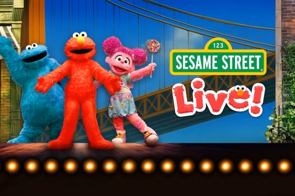 Elmo's Got the Moves