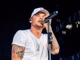 Kane Brown with Mackenzie Carpenter
