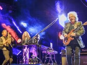 Toto with Christopher Cross and The Romantics